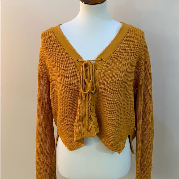 NWOT sweater - Picture 2 of 6